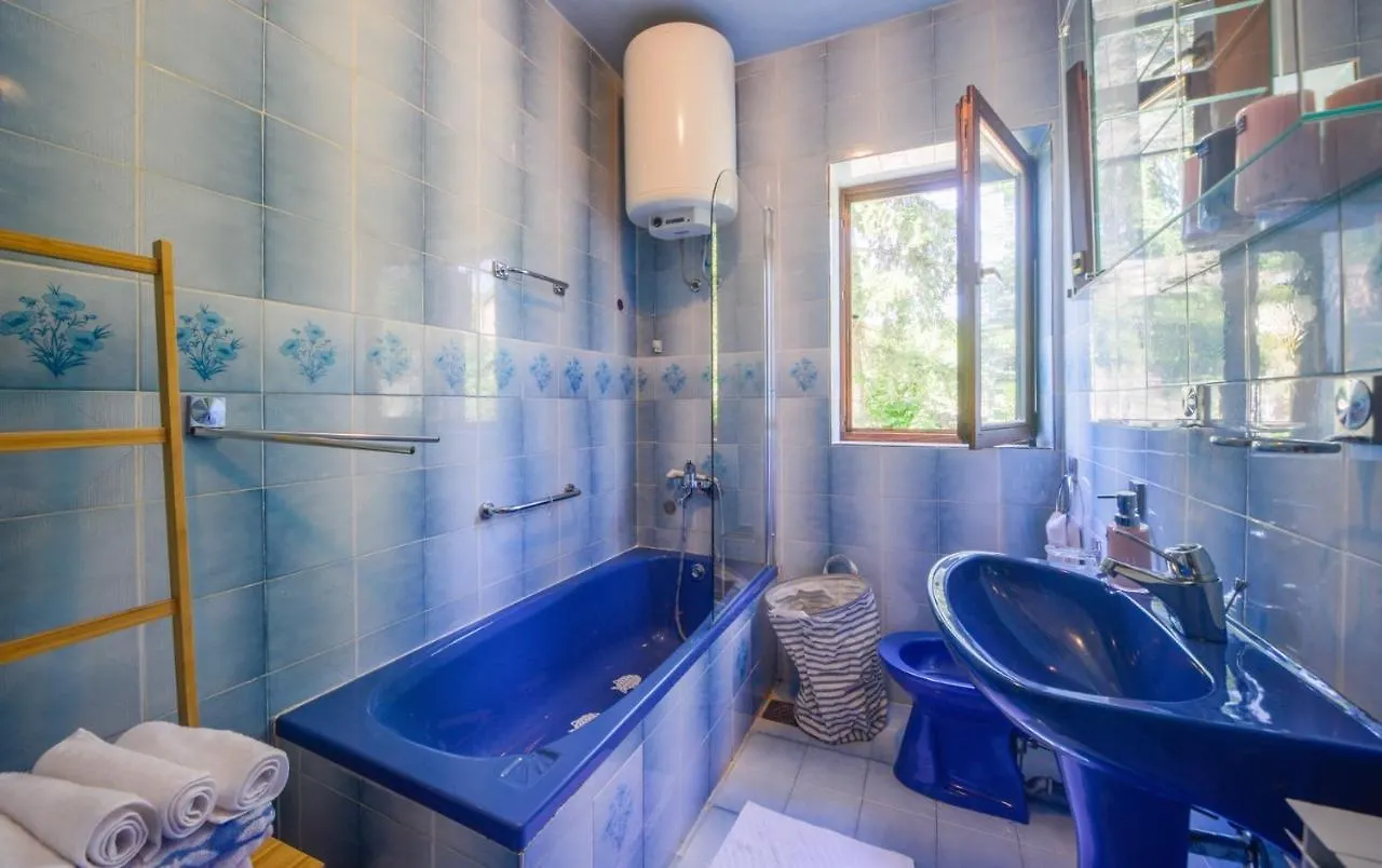 Apartment Apartman Toto Kraj